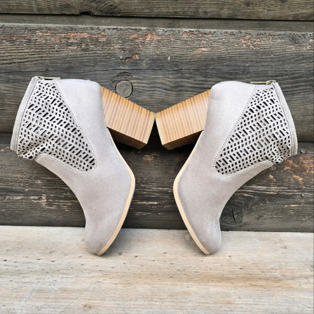 Coconuts by Matisse Modern Boho Taupe Block Heel Bootie 6.5M